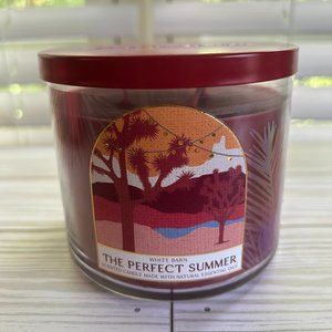 Bath & Body Works / White Barn 3-Wick Candle - The Perfect Summer